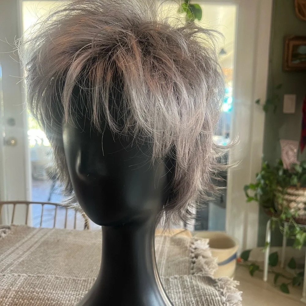 Nour NORIKO Lilac Silver adjustable Wig